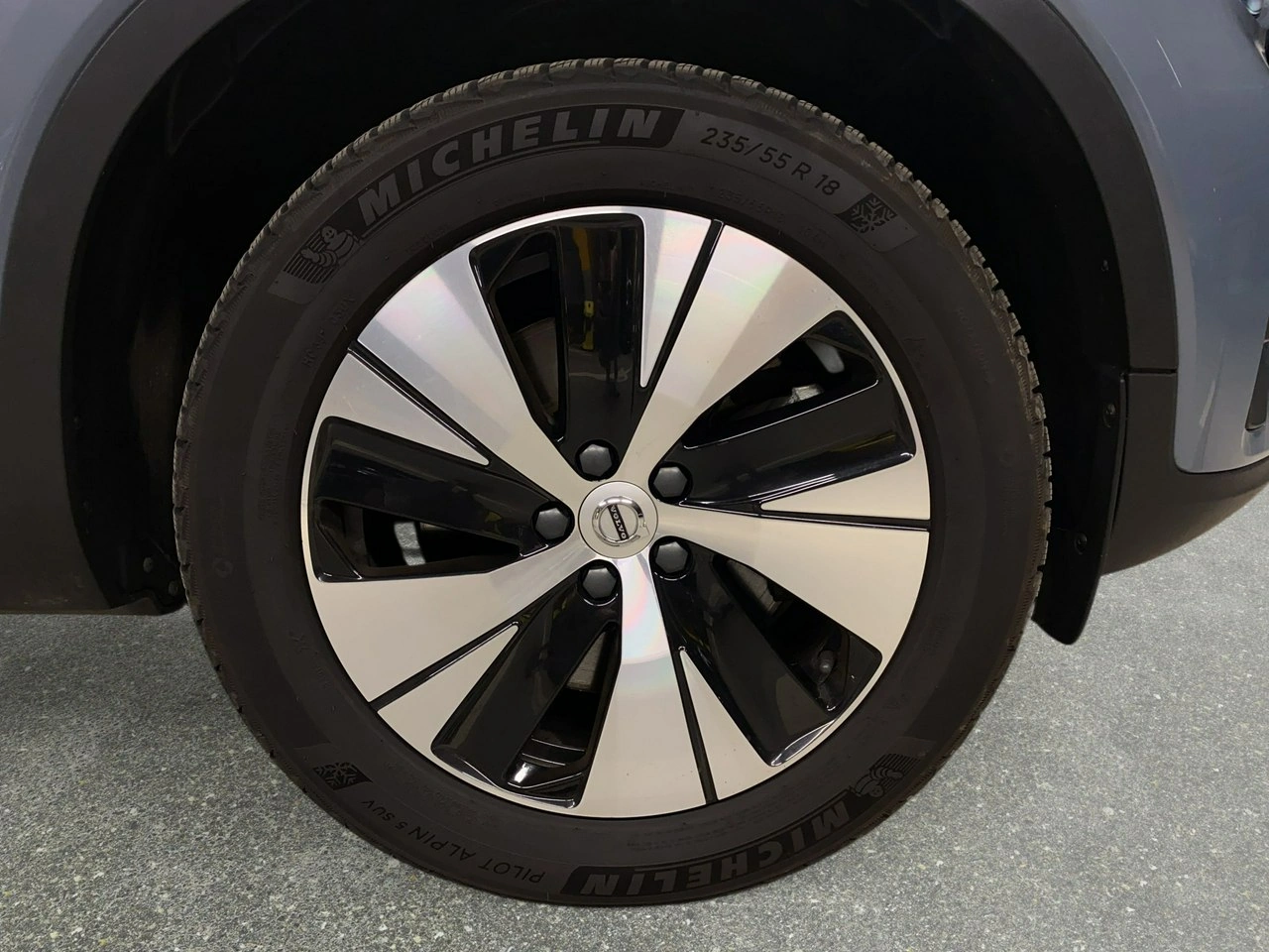 Volvo XC 40 - Zdjęcie 9