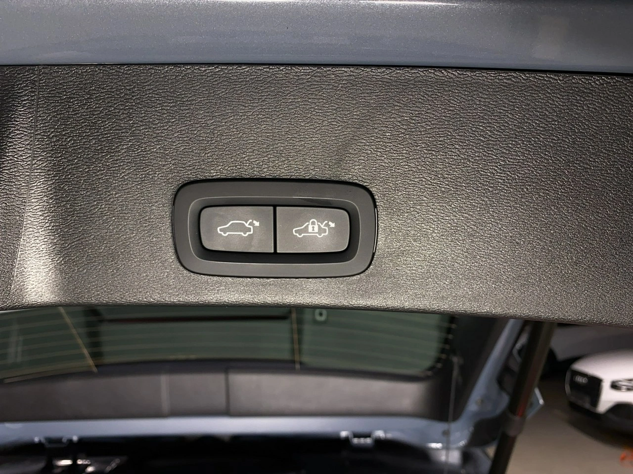 Volvo XC 40 - Zdjęcie 18