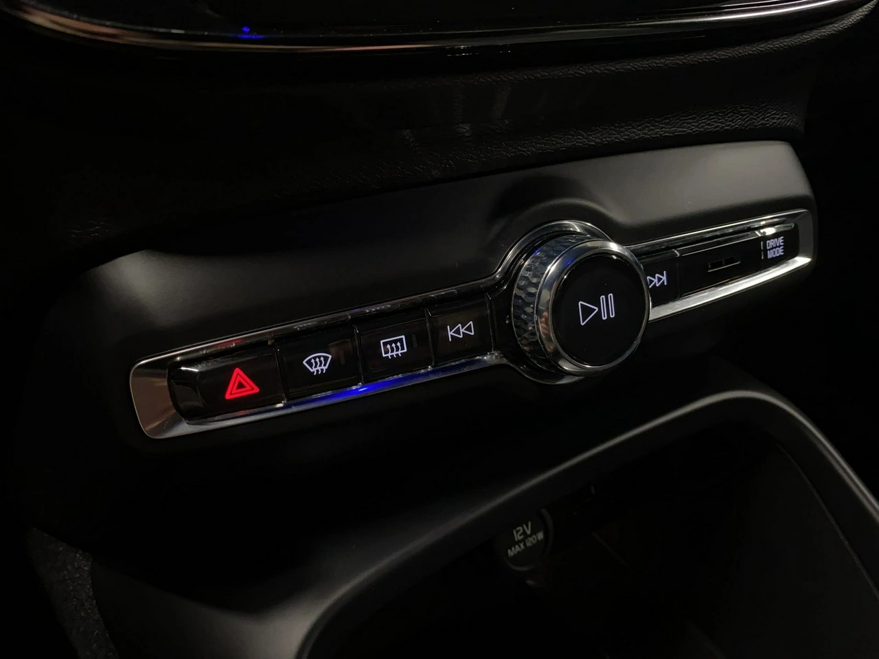 Volvo XC 40 - Zdjęcie 32