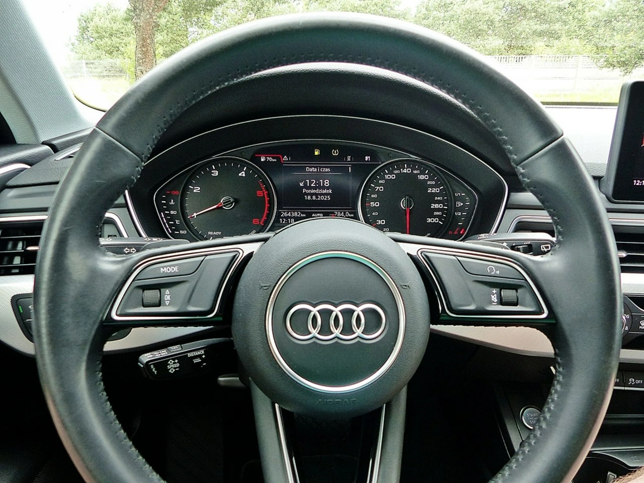 Audi A4 - Zdjęcie 24