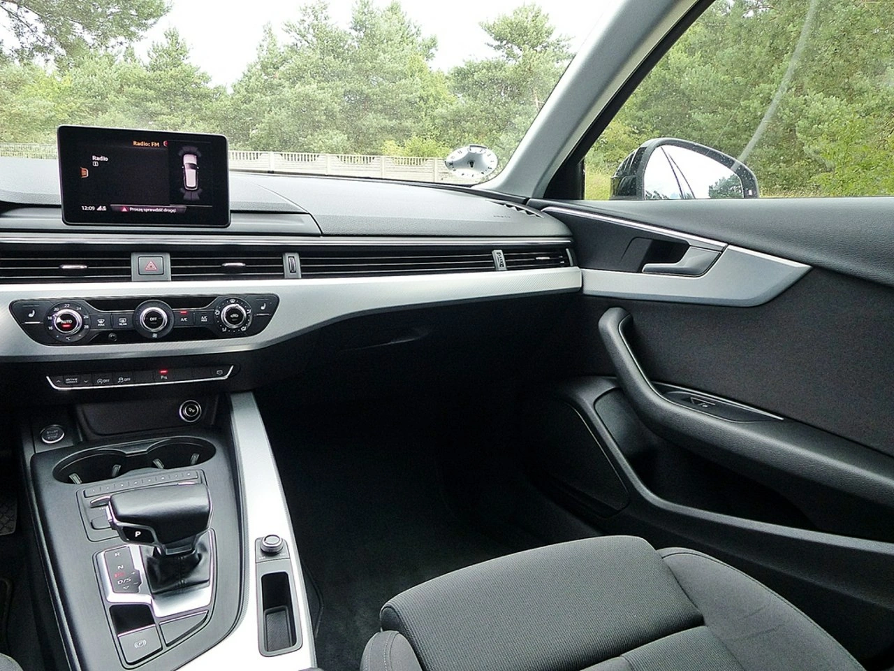 Audi A4 - Zdjęcie 31