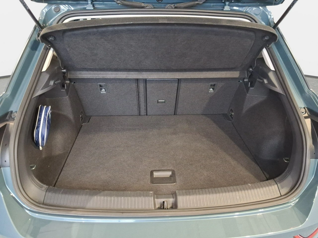 Volkswagen T-Roc - Zdjęcie 14