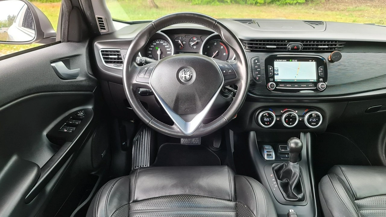Alfa Romeo Giulietta - Zdjęcie 15