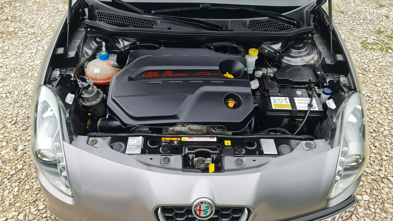Alfa Romeo Giulietta - Zdjęcie 30