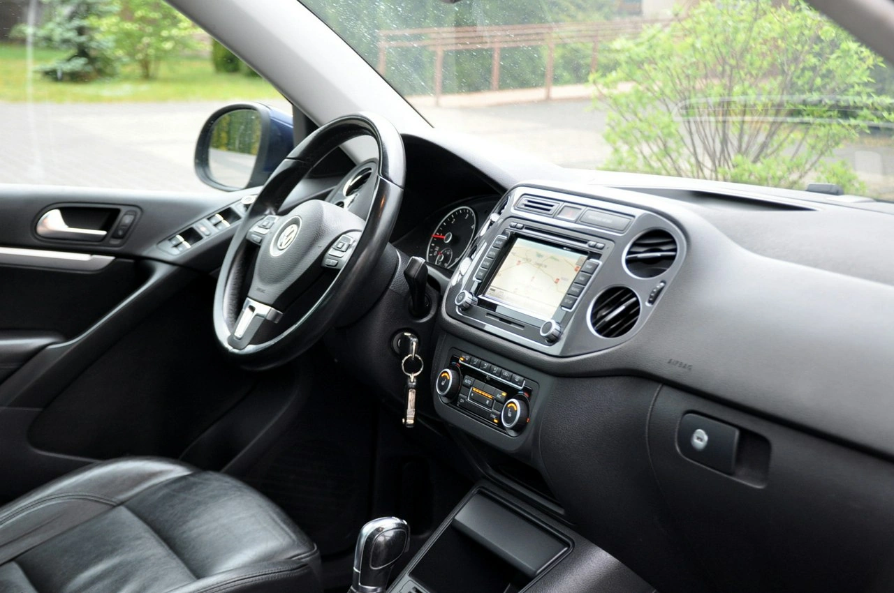 Volkswagen Tiguan - Zdjęcie 17