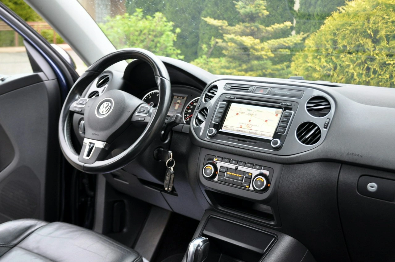 Volkswagen Tiguan - Zdjęcie 25