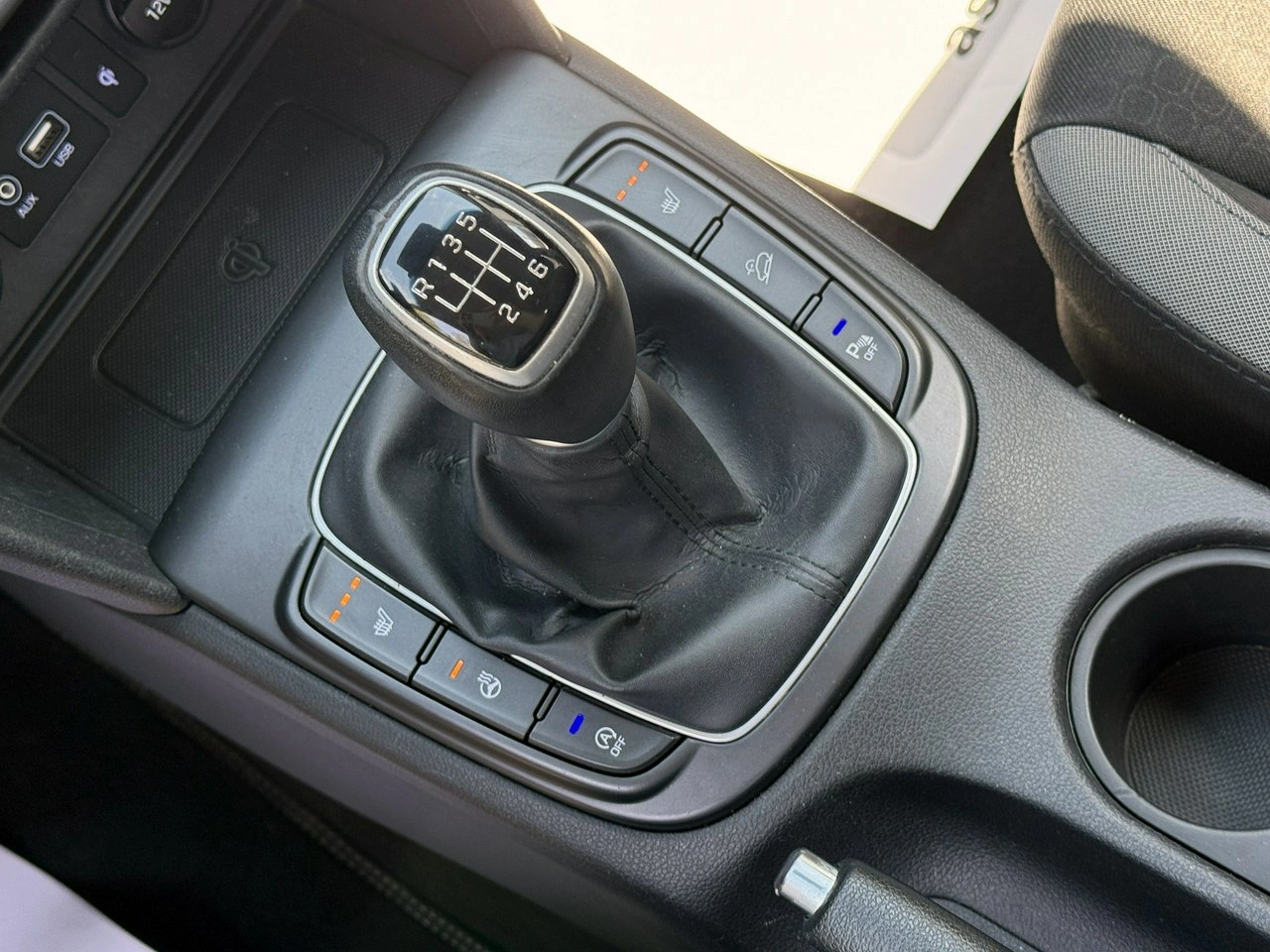 Hyundai Kona - Zdjęcie 8