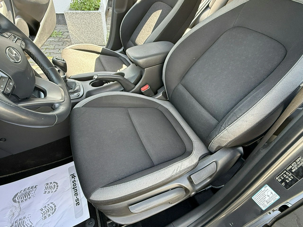 Hyundai Kona - Zdjęcie 9