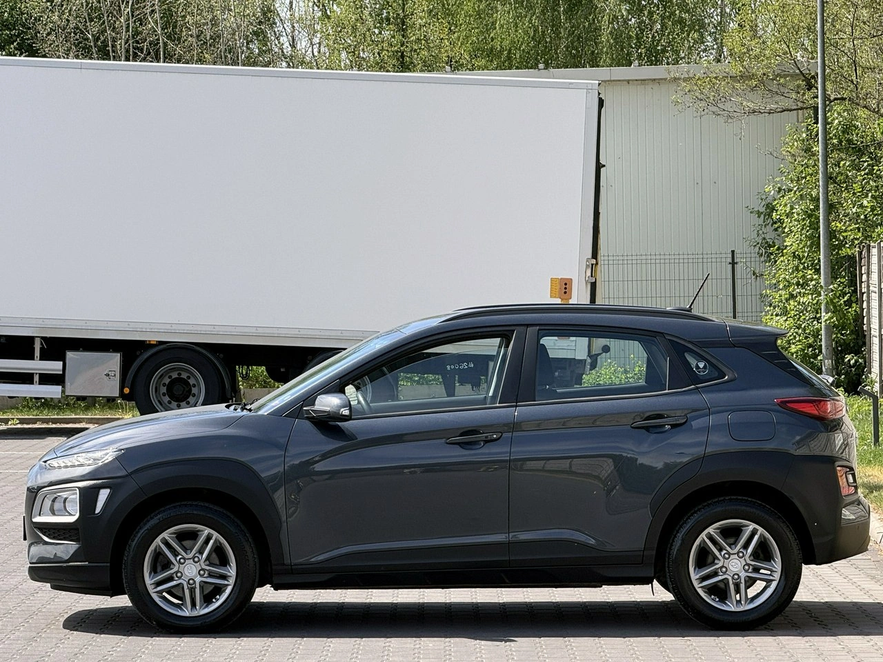 Hyundai Kona - Zdjęcie 22
