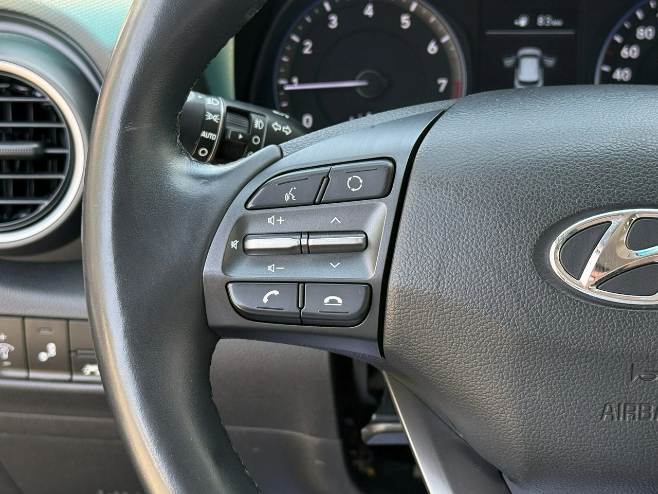 Hyundai Kona - Zdjęcie 13