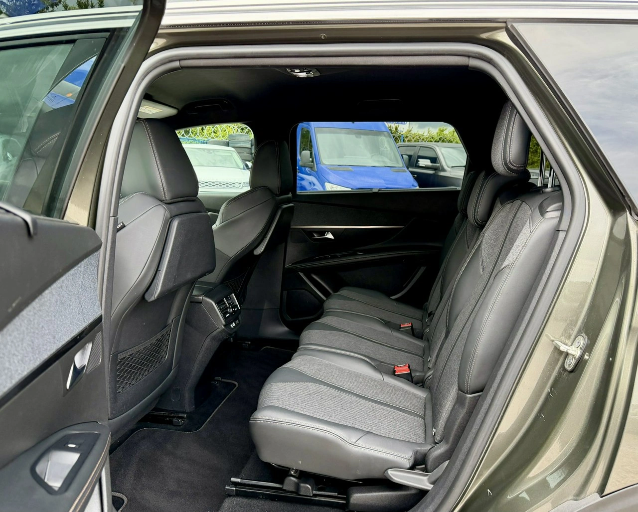 Peugeot 5008 - Zdjęcie 9