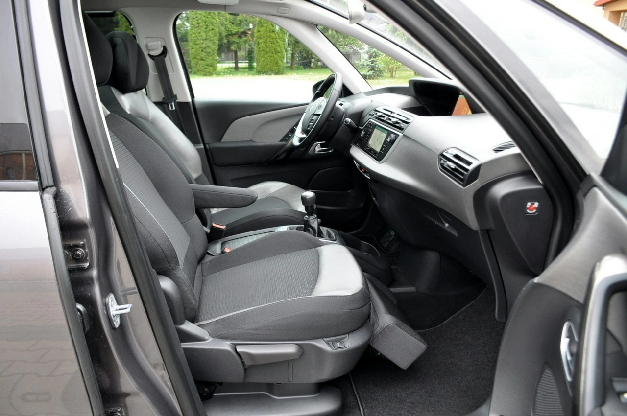 Citroën C4 Grand Picasso - Zdjęcie 16