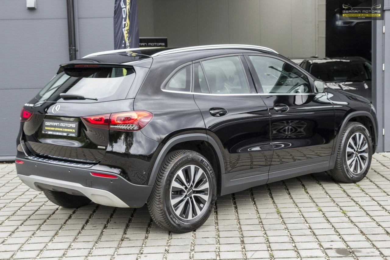 Mercedes GLA 200 - Zdjęcie 13