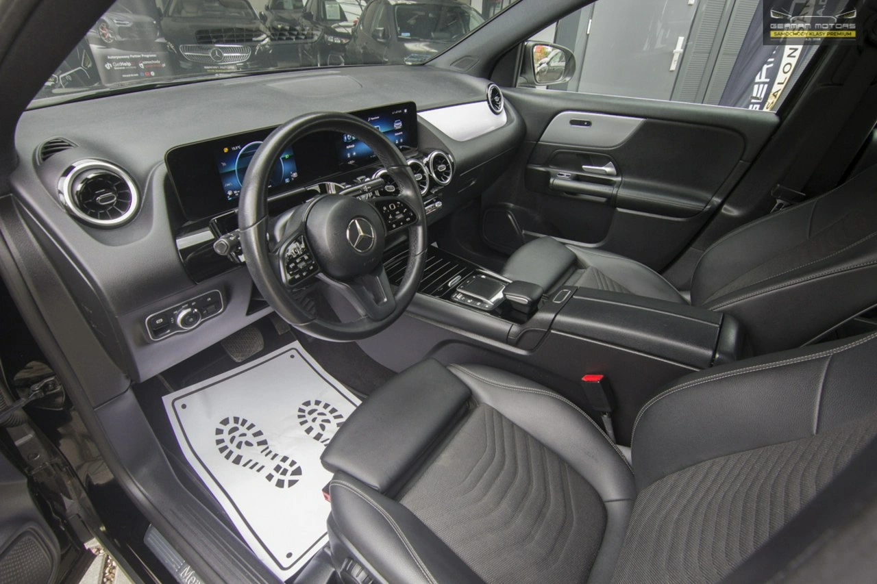 Mercedes GLA 200 - Zdjęcie 21