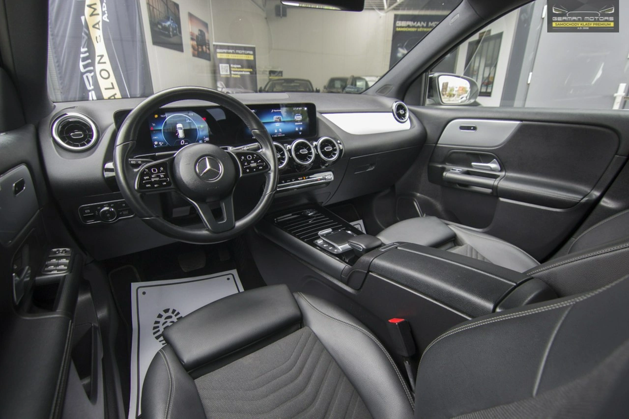Mercedes GLA 200 - Zdjęcie 30
