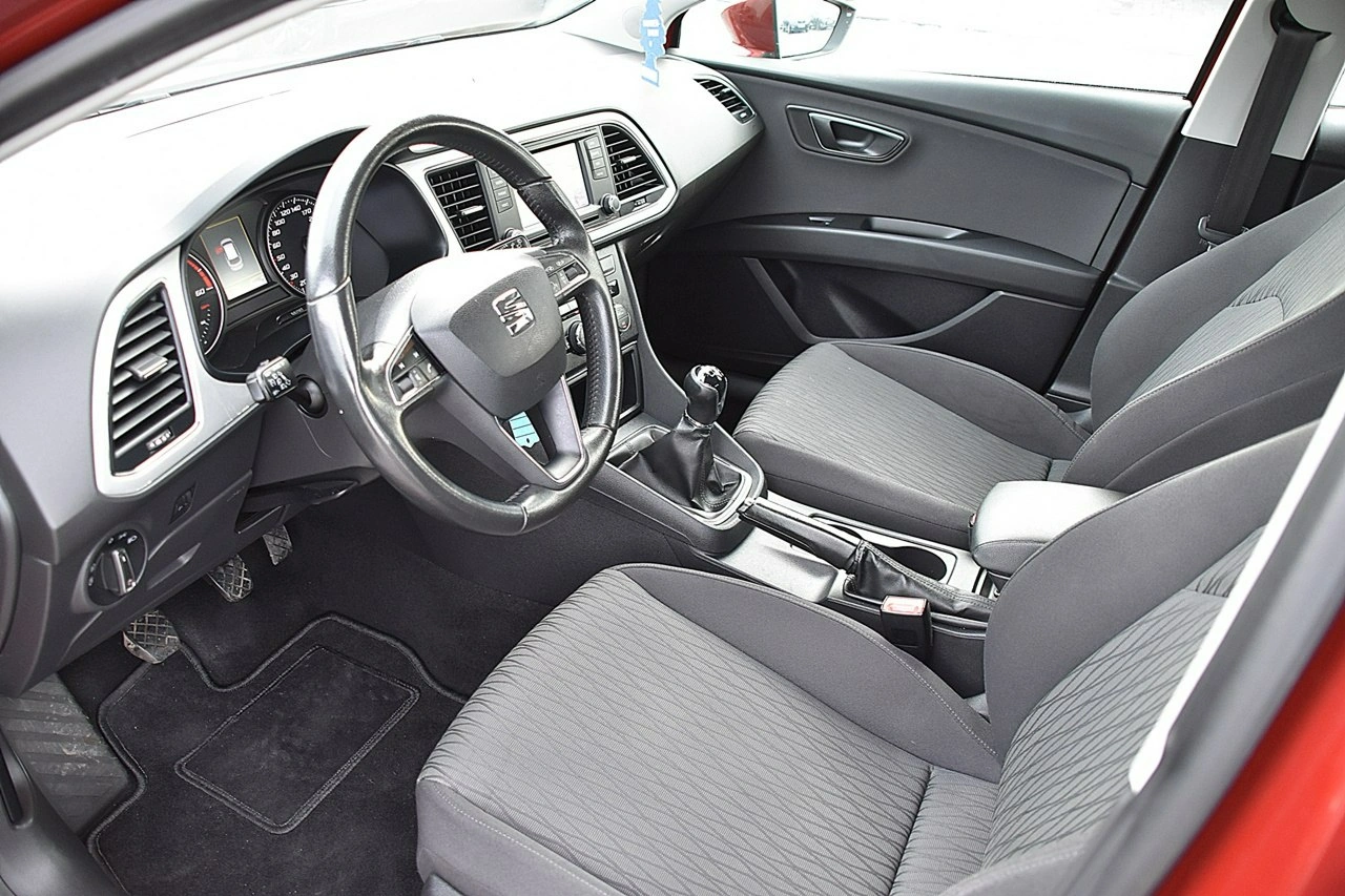 Seat Leon - Zdjęcie 15