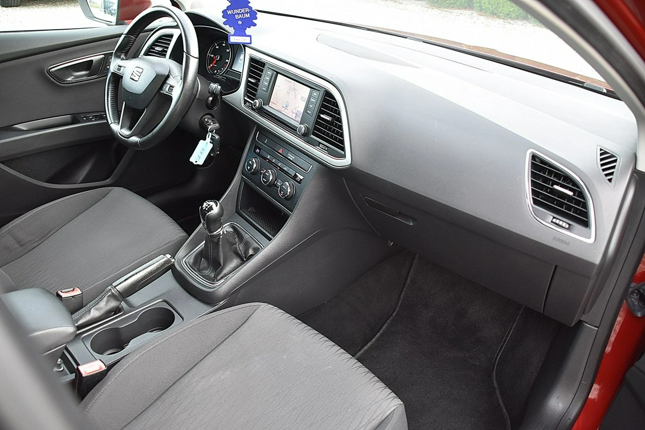 Seat Leon - Zdjęcie 18