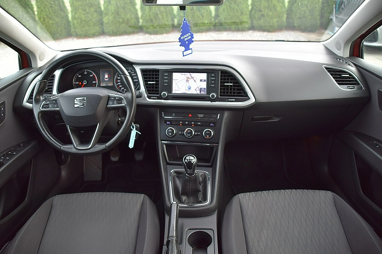 Seat Leon - Zdjęcie 21
