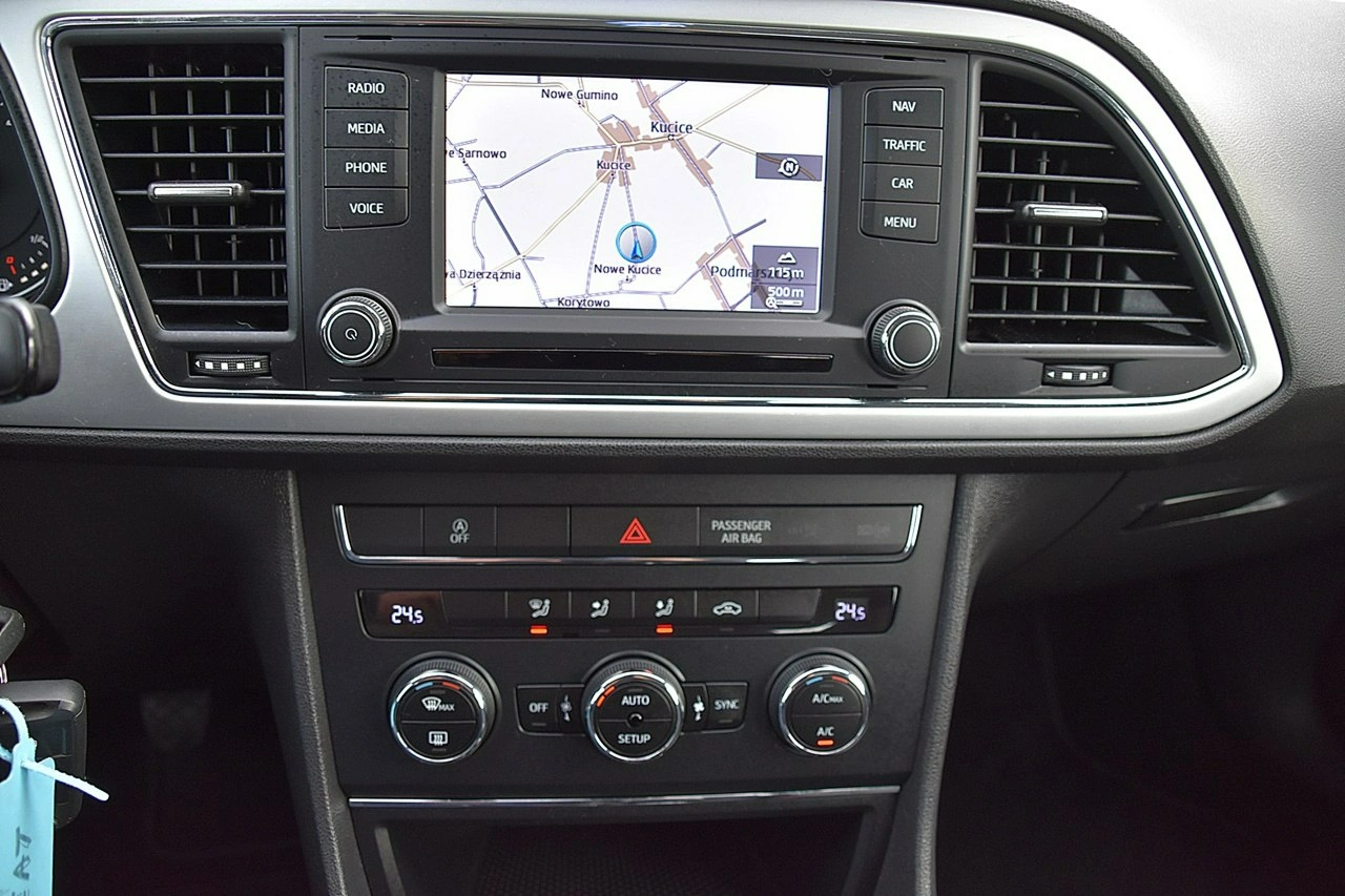 Seat Leon - Zdjęcie 22