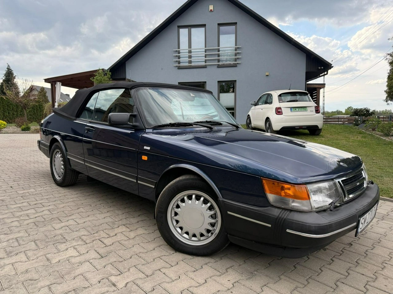 Saab 900 - Główne zdjęcie