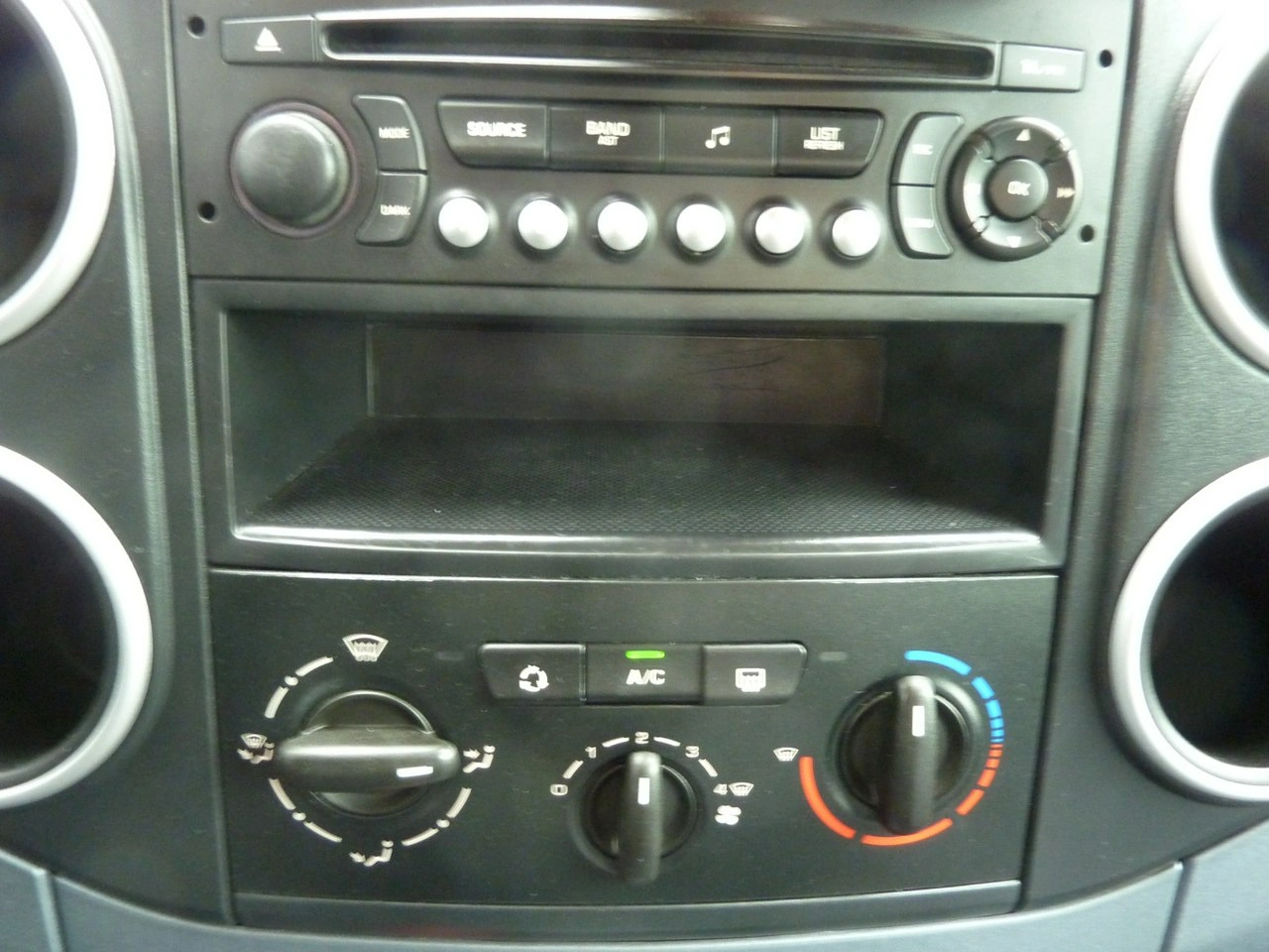 Peugeot Partner - Zdjęcie 20