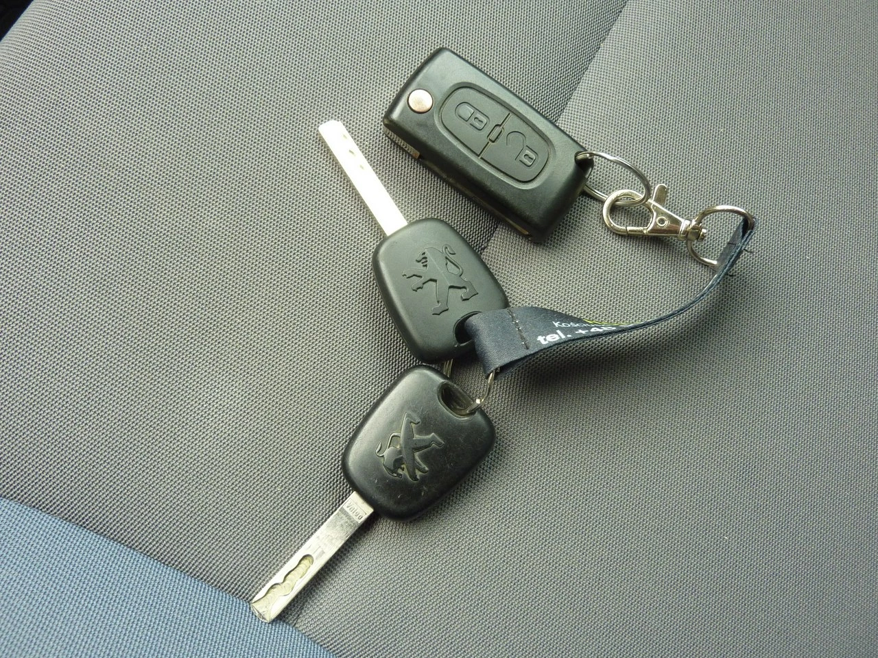 Peugeot Partner - Zdjęcie 16
