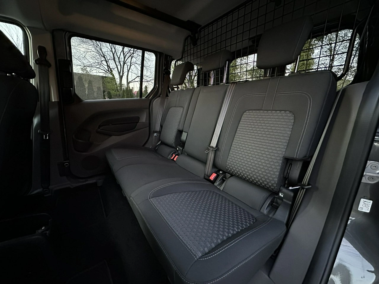 Ford Transit Connect - Zdjęcie 10
