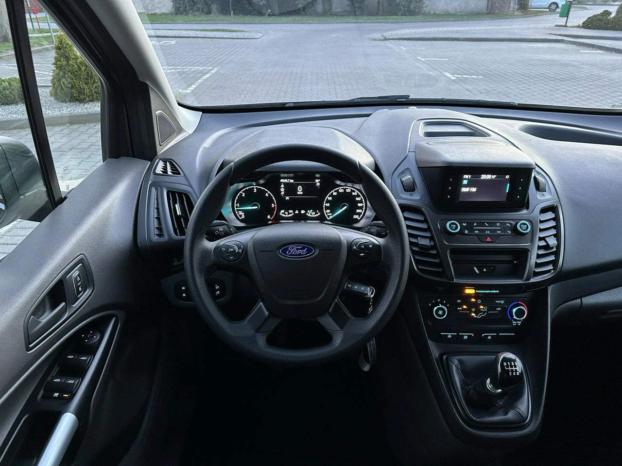 Ford Transit Connect - Zdjęcie 13