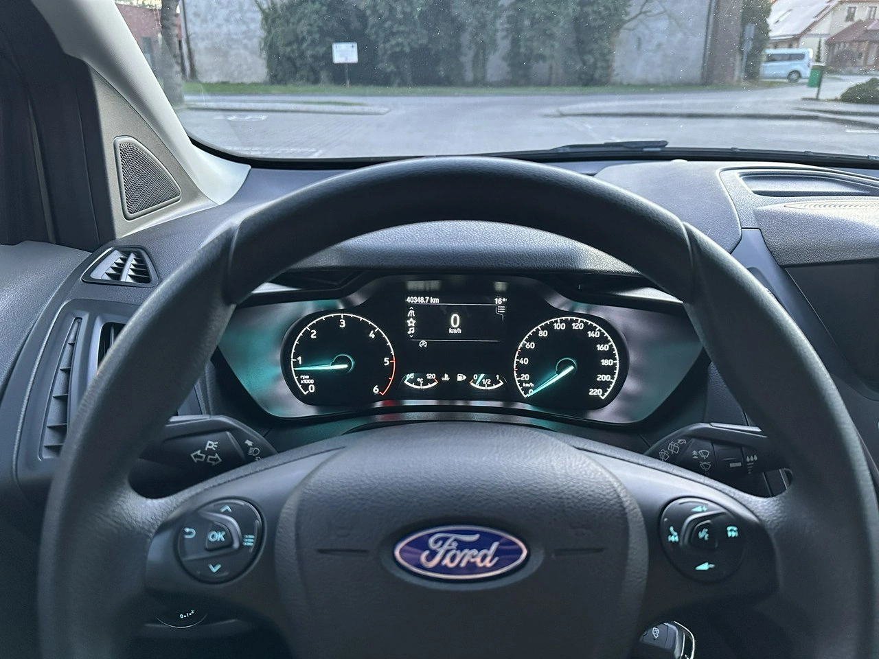 Ford Transit Connect - Zdjęcie 14