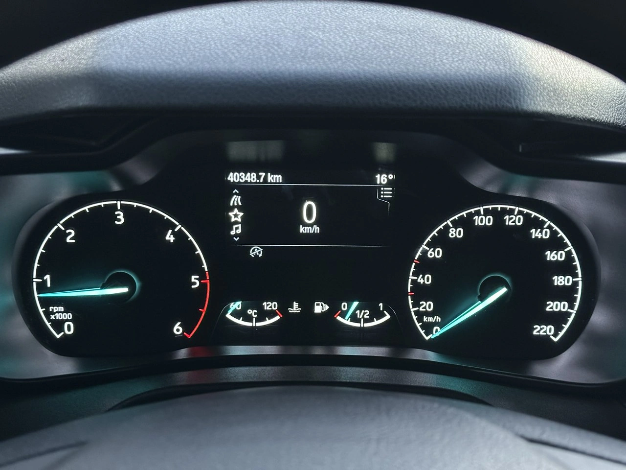 Ford Transit Connect - Zdjęcie 15