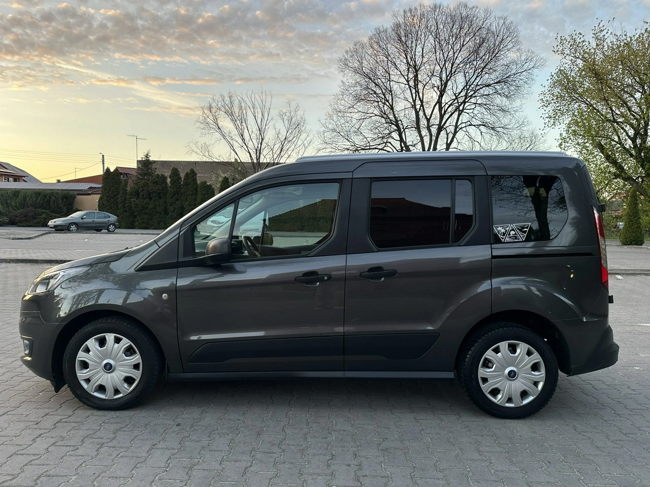 Ford Transit Connect - Zdjęcie 1