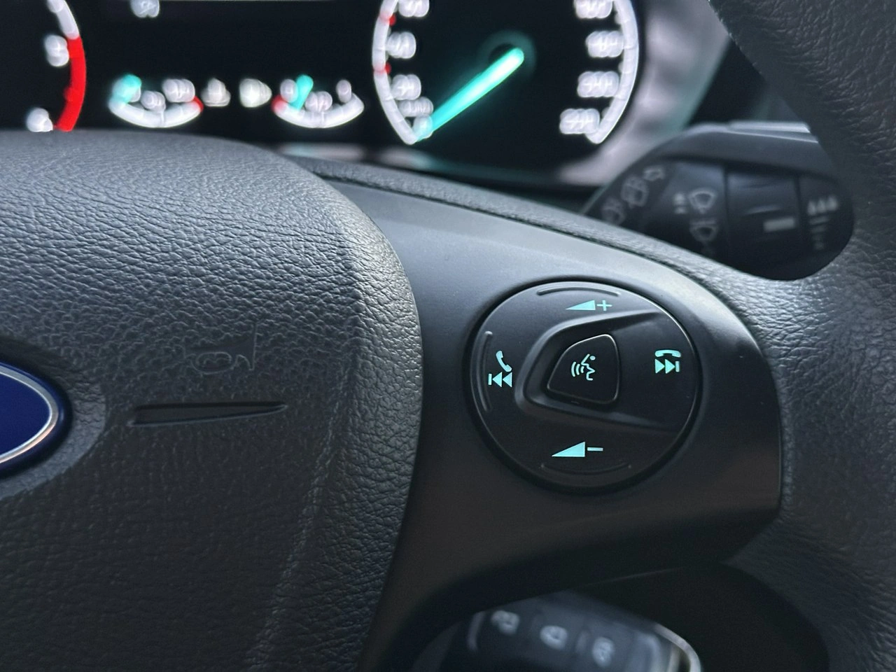Ford Transit Connect - Zdjęcie 24