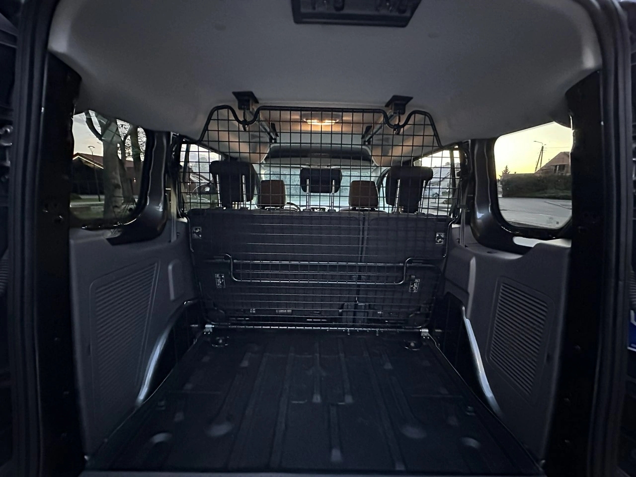 Ford Transit Connect - Zdjęcie 33