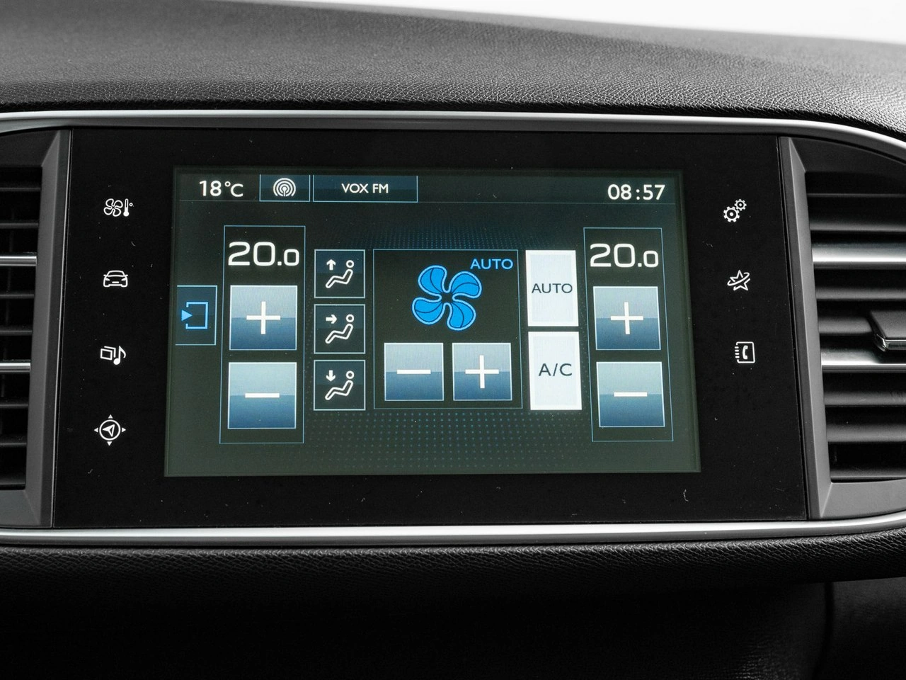Peugeot 308 SW - Zdjęcie 18
