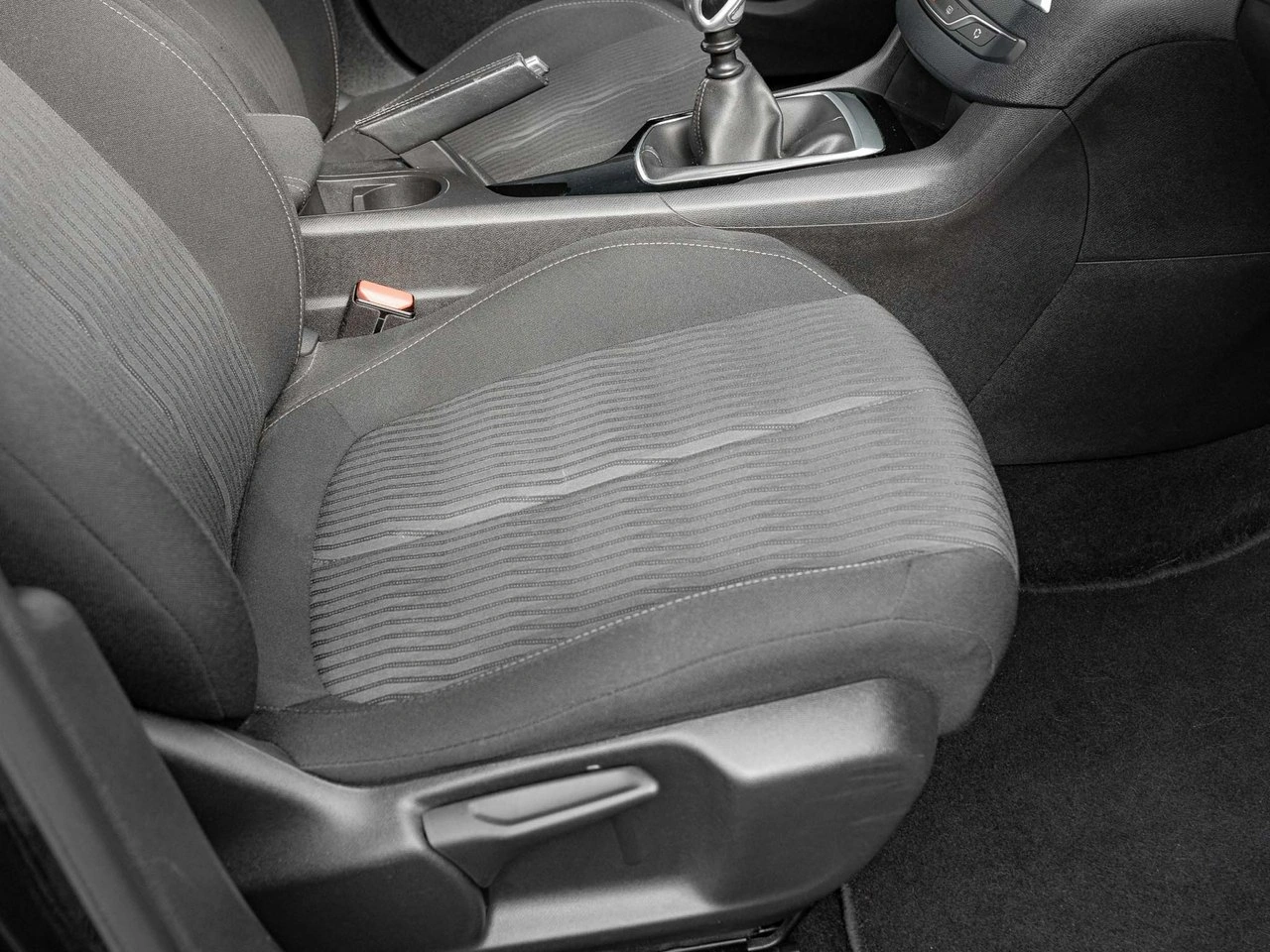 Peugeot 308 SW - Zdjęcie 27