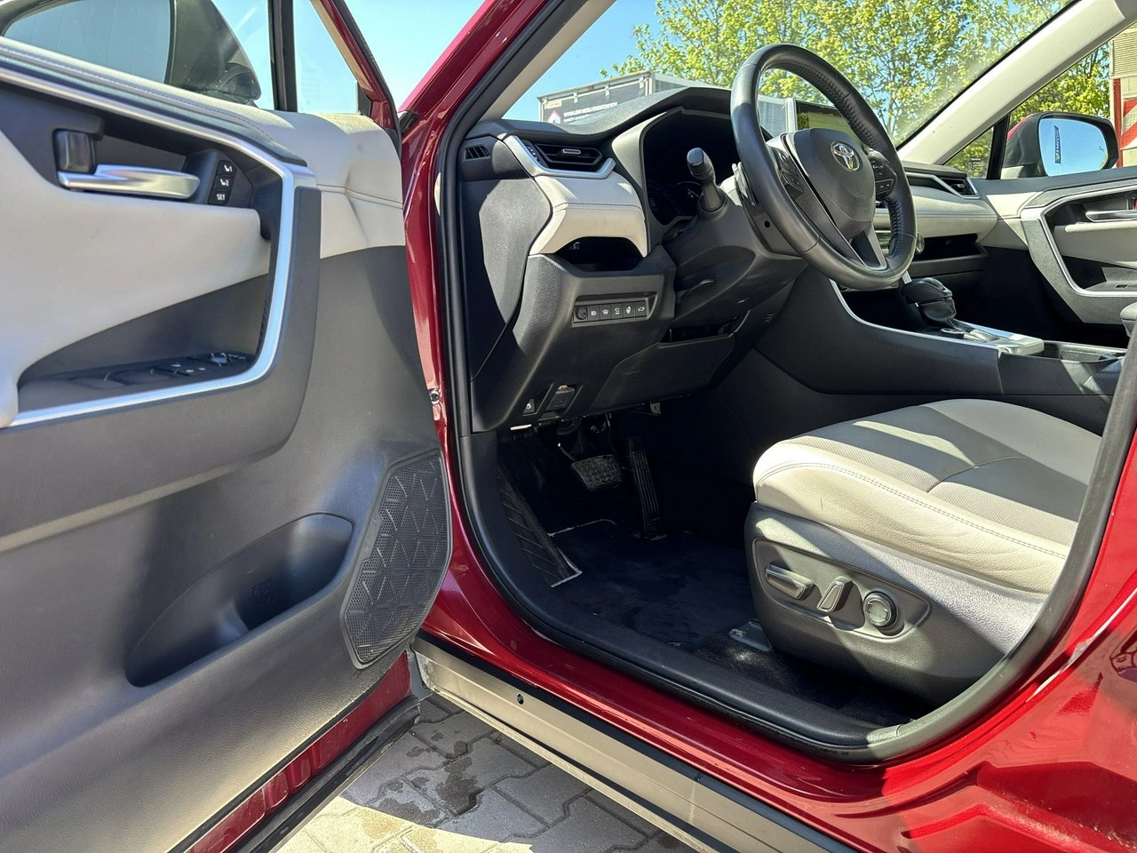 Toyota RAV-4 - Zdjęcie 9