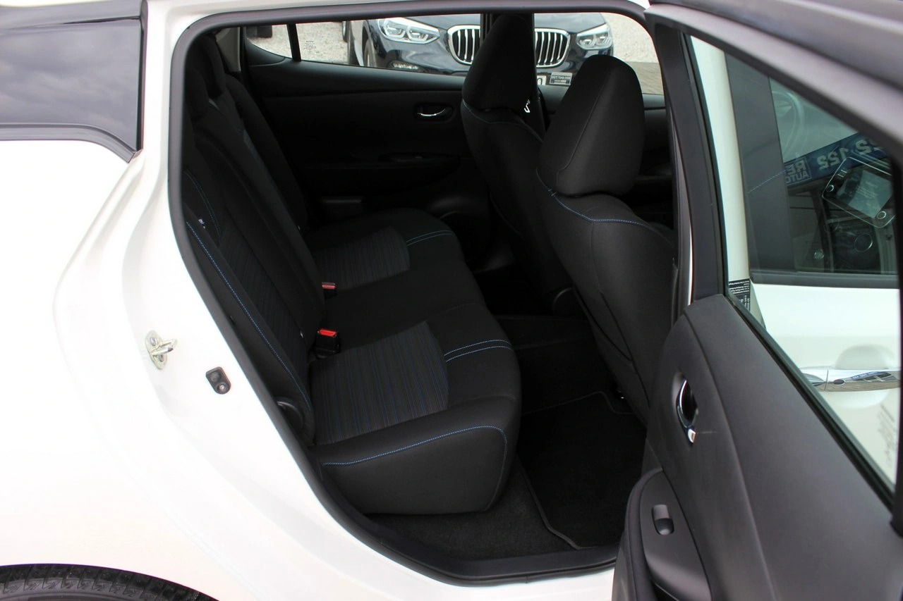 Nissan Leaf - Zdjęcie 12