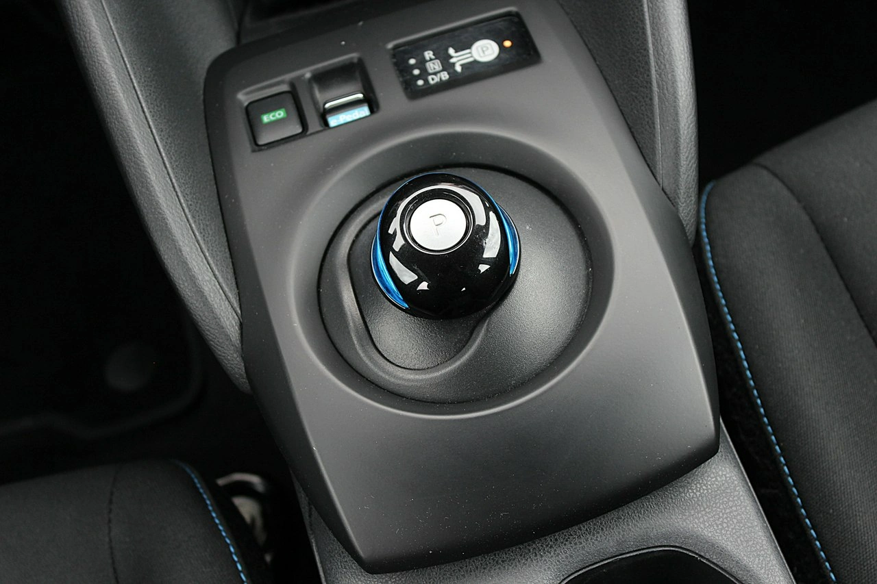 Nissan Leaf - Zdjęcie 17