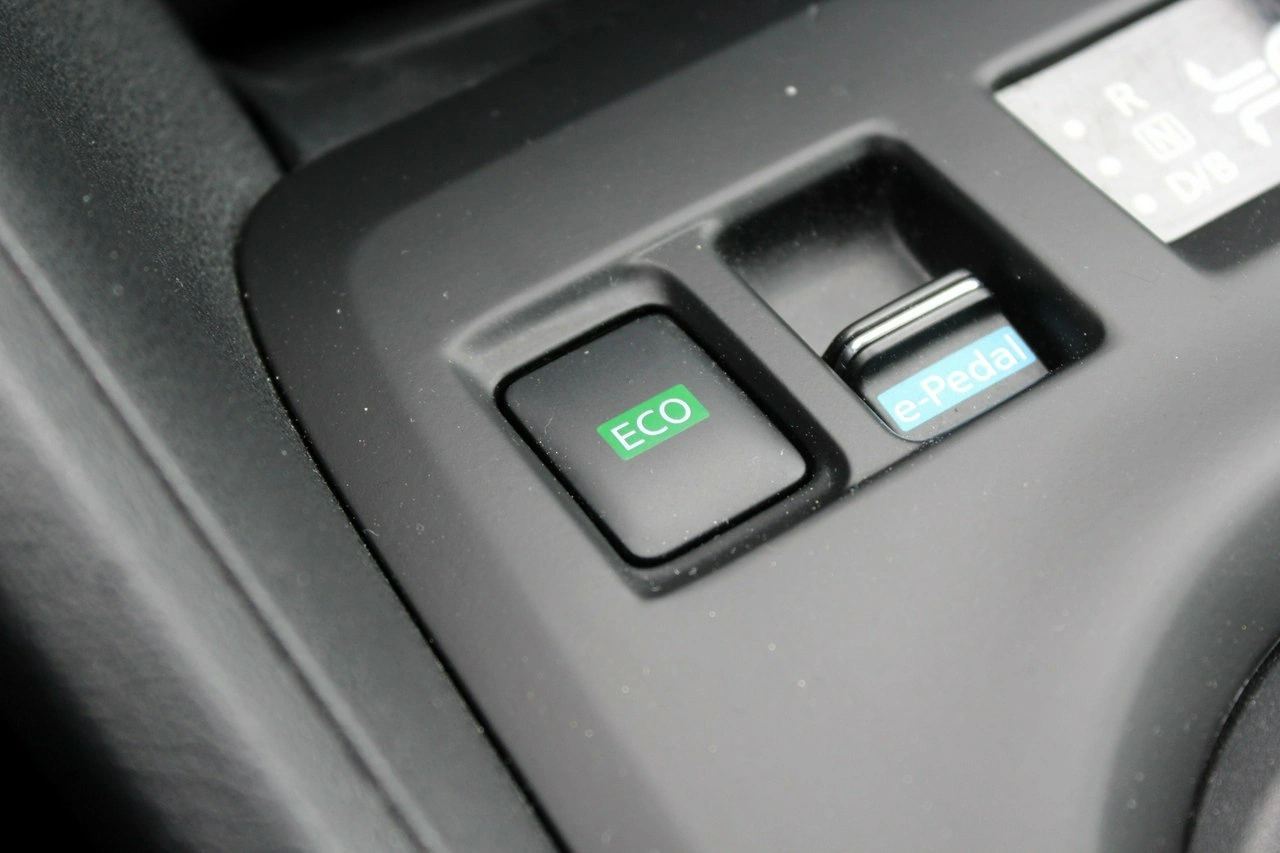 Nissan Leaf - Zdjęcie 23