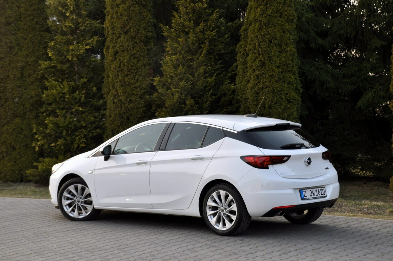 Opel Astra - Zdjęcie 13