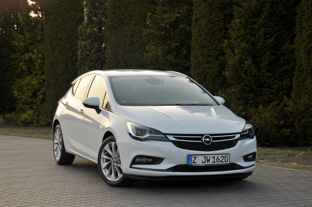 Opel Astra - Zdjęcie 1