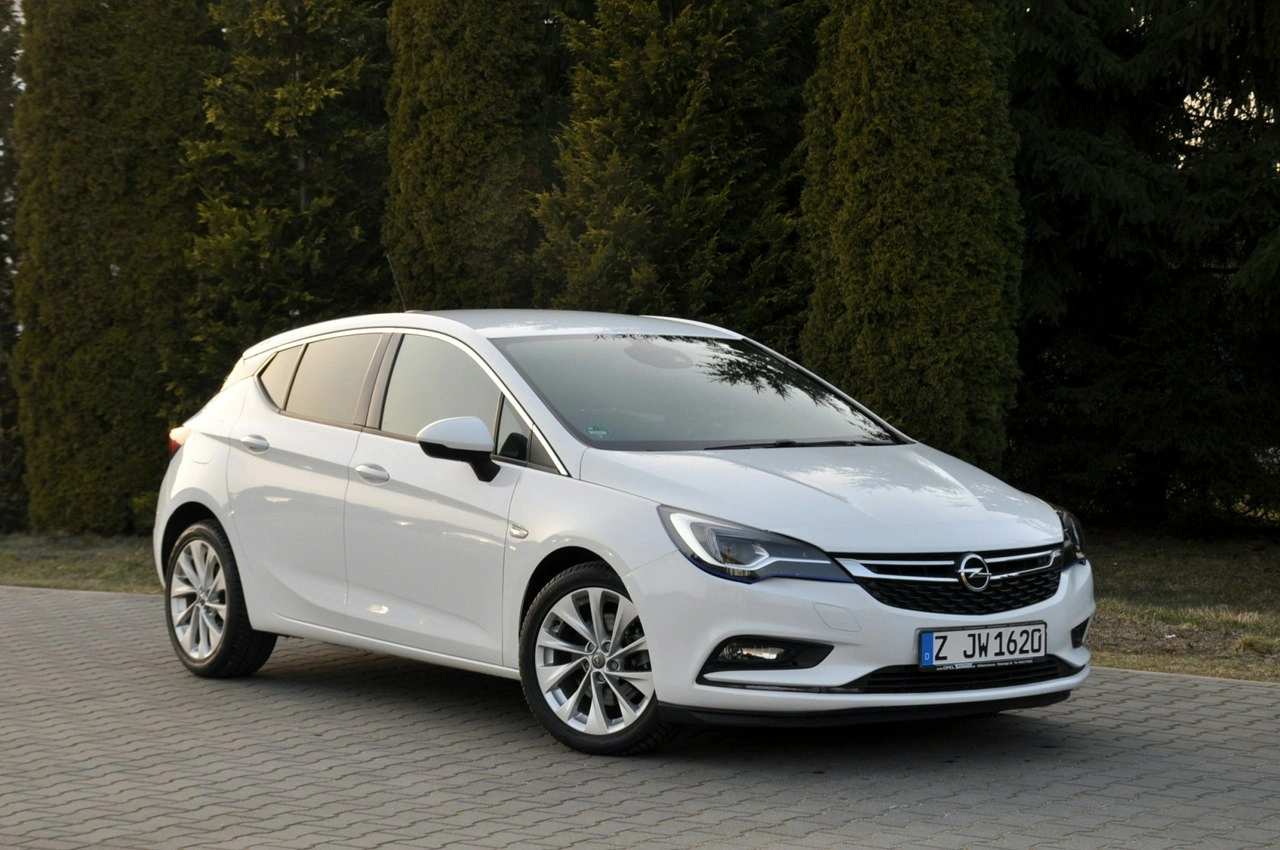 Opel Astra - Zdjęcie 2