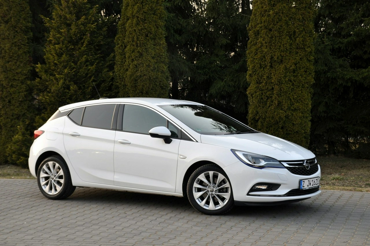 Opel Astra - Zdjęcie 3