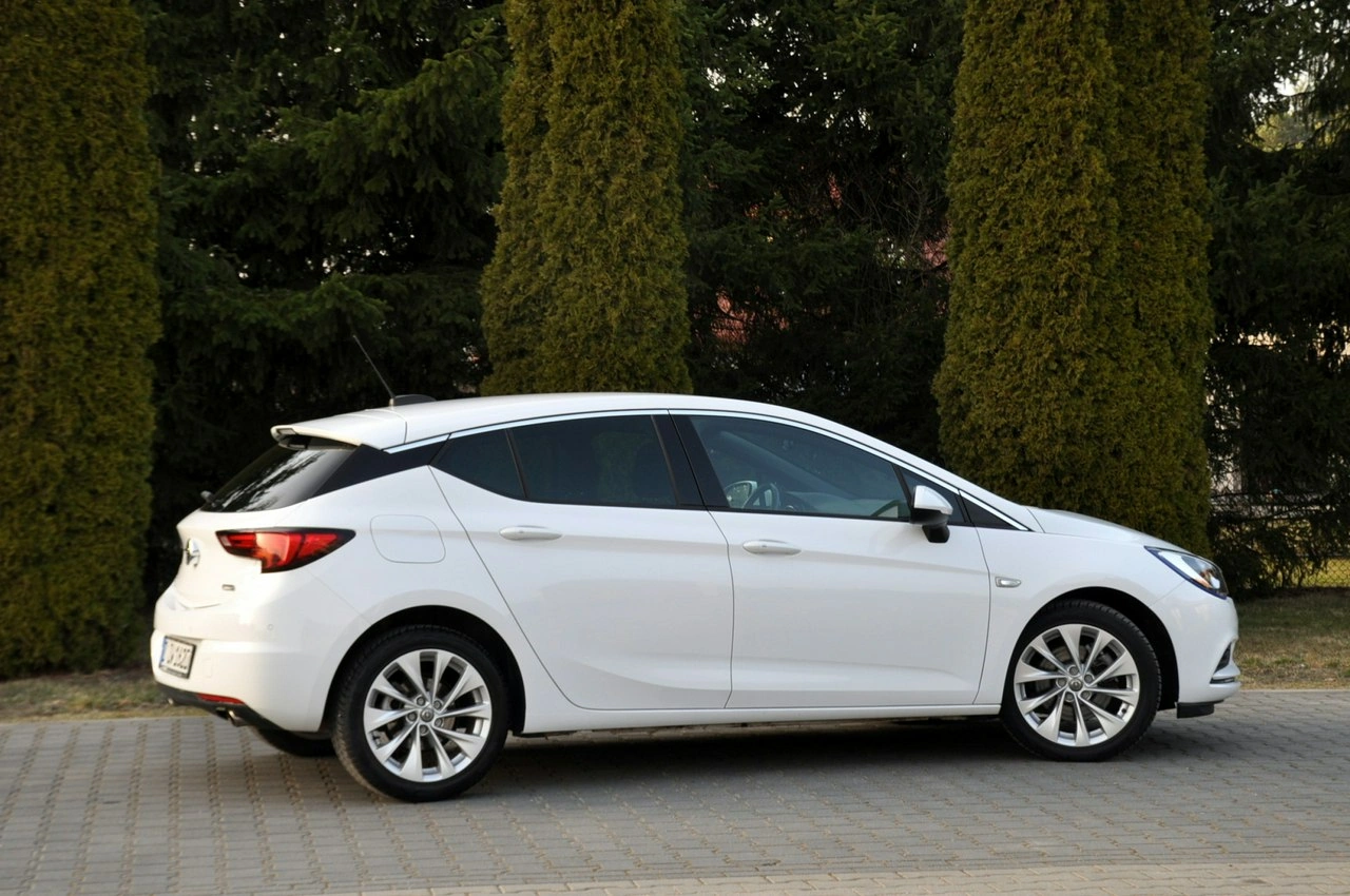 Opel Astra - Zdjęcie 4