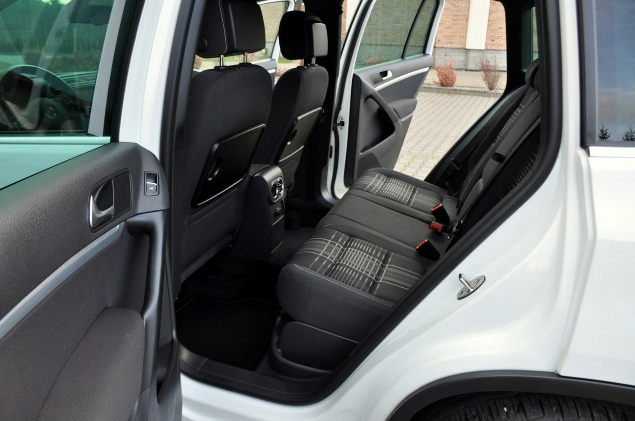 Volkswagen Tiguan - Zdjęcie 21