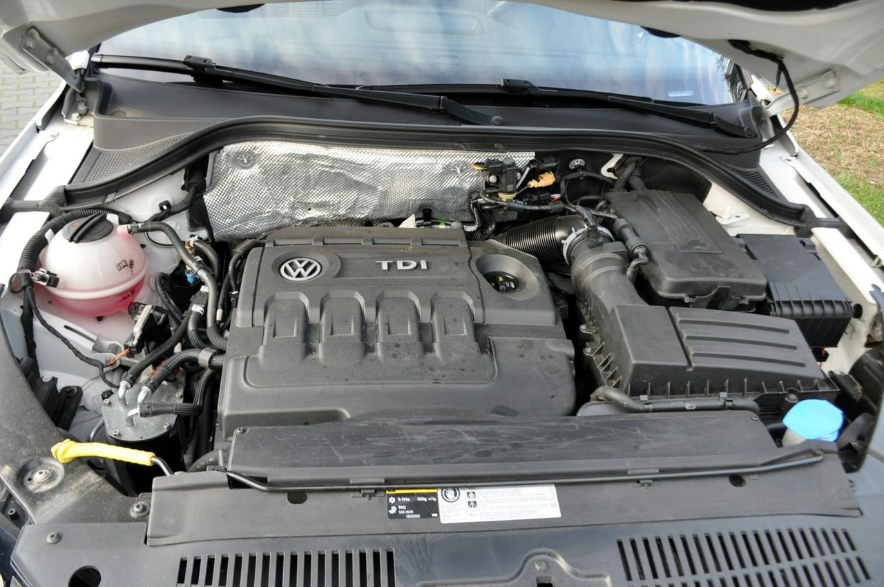Volkswagen Tiguan - Zdjęcie 38