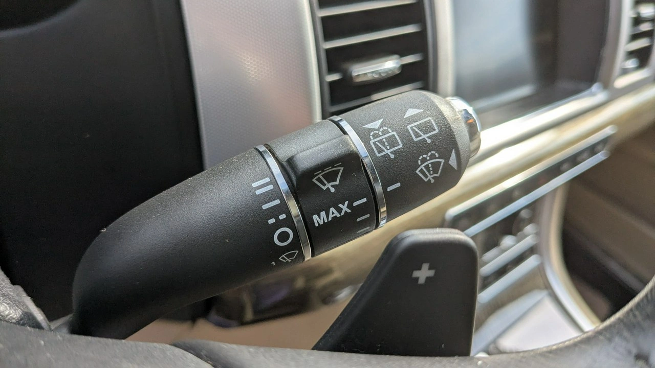 Jaguar XF - Zdjęcie 23