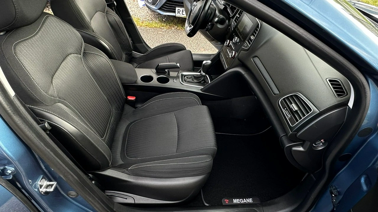 Renault Megane - Zdjęcie 16