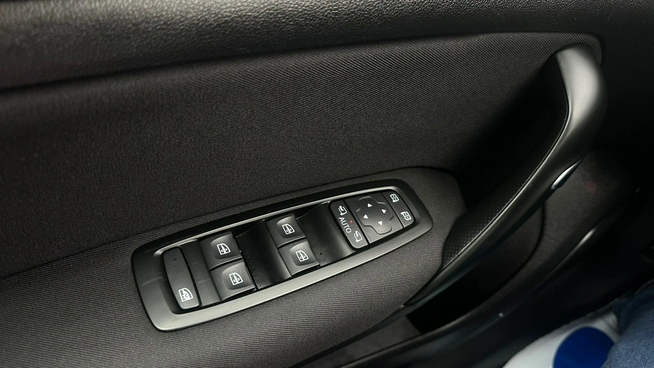 Renault Megane - Zdjęcie 29