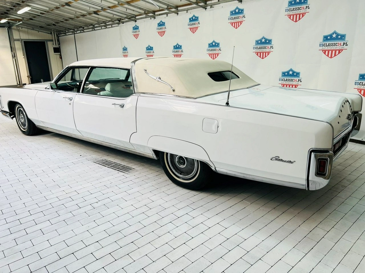 Lincoln Continental - Zdjęcie 19